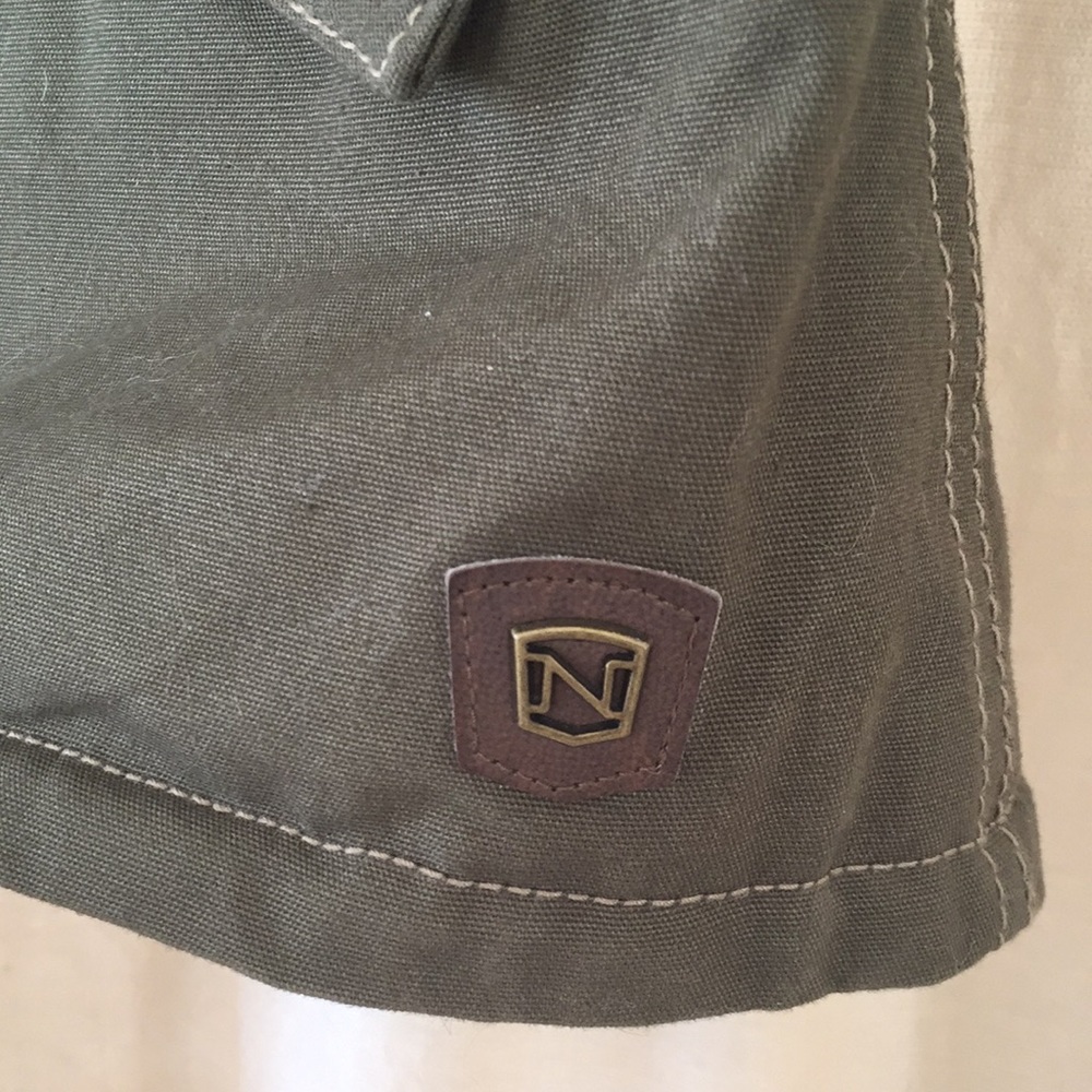 Noble - Picture 3 of 10